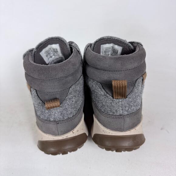Chaco Borealis Ledge Hiking Boots Women's 9 Gray Lace-Up Ankle Waterproof - Picture 7 of 10